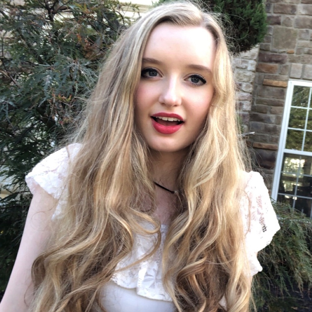 Meet your Posher, Maria
